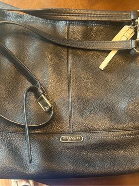 Coach Park Hobo Satchel Black Pebbled Leather with Adjustable Strap